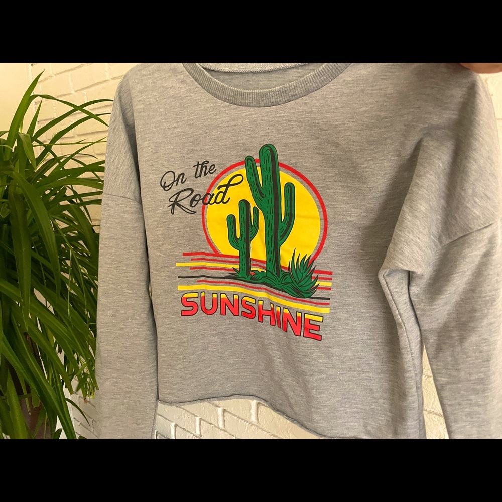 Cropped sweat shirt